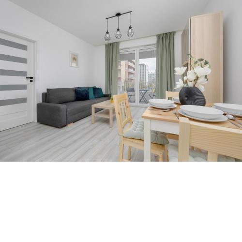 Modern Apartment with Balcony & Parking Warsaw Mokotów by Noclegi Renters