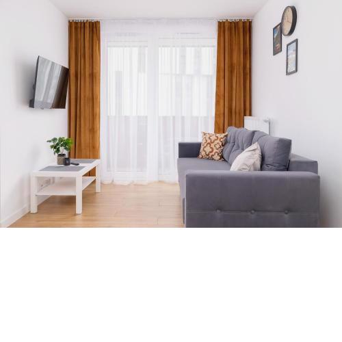 Modern Apartment with Parking near Tauron Arena by Rent like home
