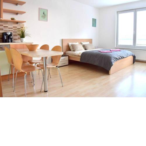 Modern apartments - Airport 8mins