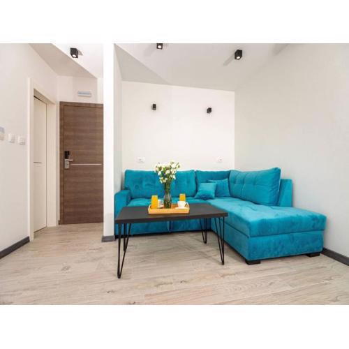 Modern Apartments with Private Balcony - One Bedroom Apartment