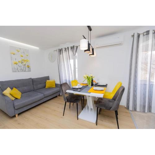 Modern cozy apartment Bonnie in center of Split.