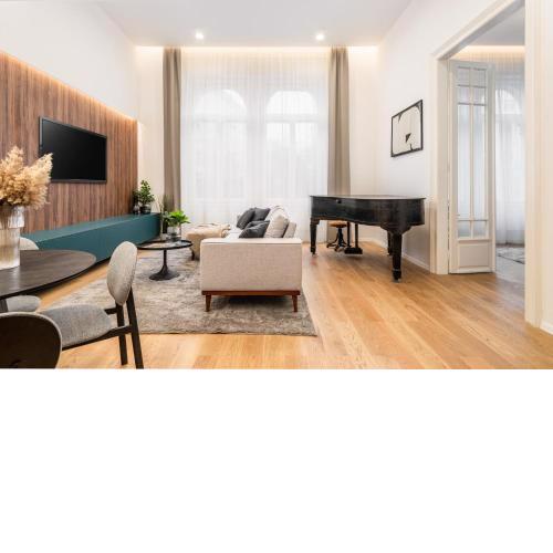 Modern flat in Budapest with Pinkflamingo
