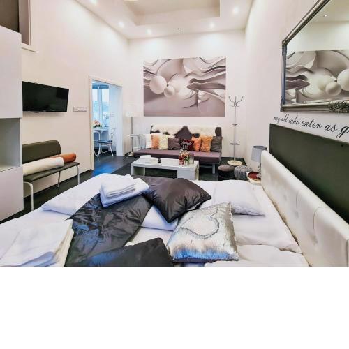 Modern flat in city center