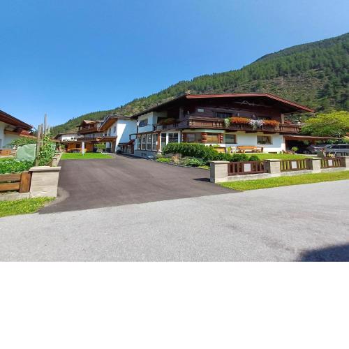 Modern flat in L ngenfeld near ski area