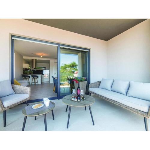 Modern Kastel Villa with Private Pool, Gym, and Large Outdoor Space - Eight Bedroom Villa