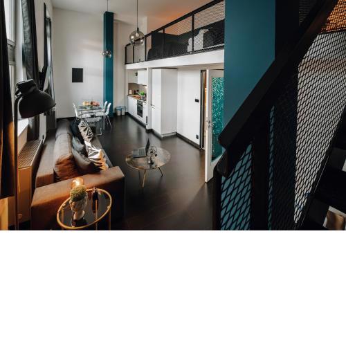 Modern Loft with AirHokey in City Centre