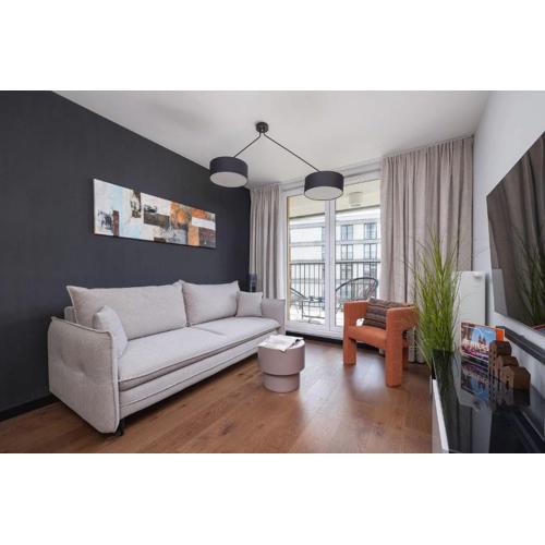 Modern & Luxurious Apartment with Balcony & Parking Cracow by Renters Prestige
