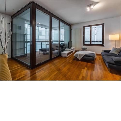 Modern spacious flat with a terrace and a parking