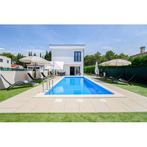 Modern Villa Angelina in Poreč