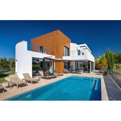 Modern villa Aria with pool and jacuzzi in Visnjan