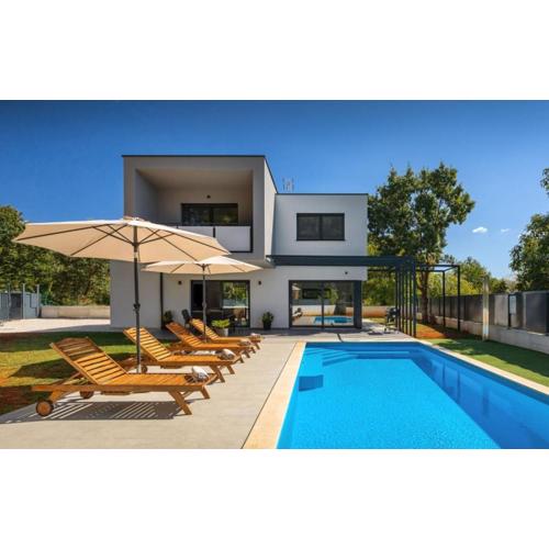 Modern villa Eva with pool and 2 bedrooms in Tar