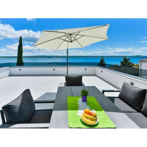 Modern Villa Futura with pool