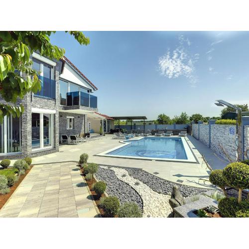 Modern villa in Fa ana with private pool
