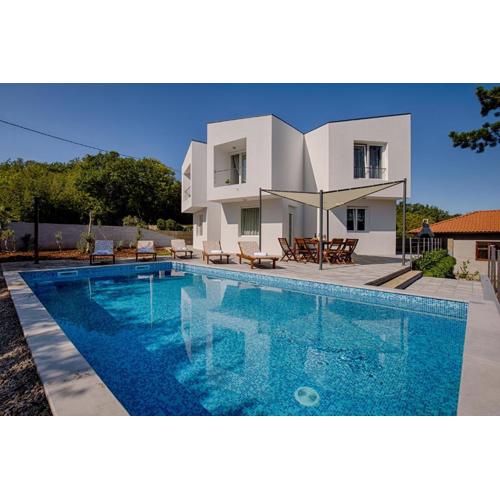 Modern villa with pool, whirpool in quiet area - by Traveler tourist agency Krk ID 2180