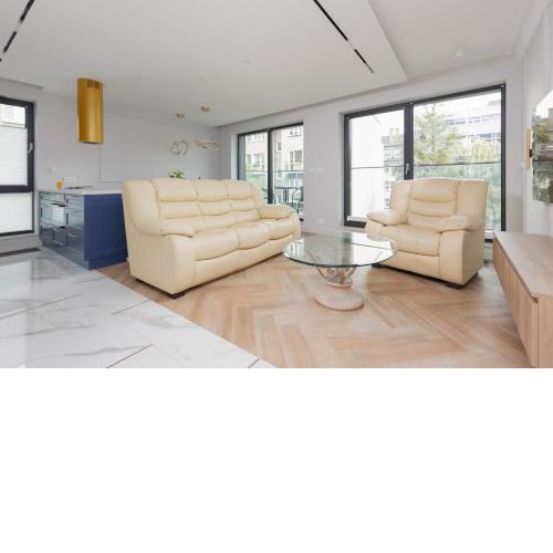 Moderna Central Luxury Apartment with Parking in Gdynia by Noclegi Renters