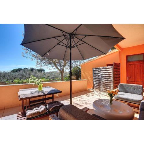 Modernes Appartement 700 Meter Strand