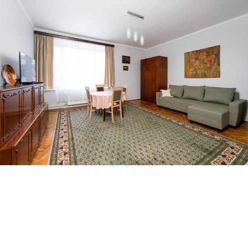 Mogilska Standard Apartment
