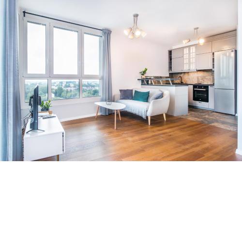 Mogilska Tower Apartments near Tauron Arena by InPoint