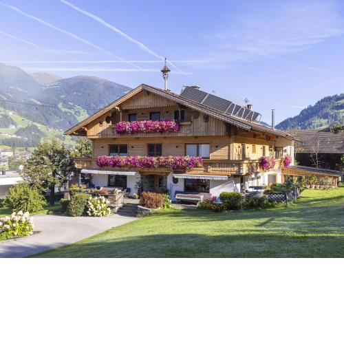 Moiklerhof holiday home in Ramsau im Zillertal