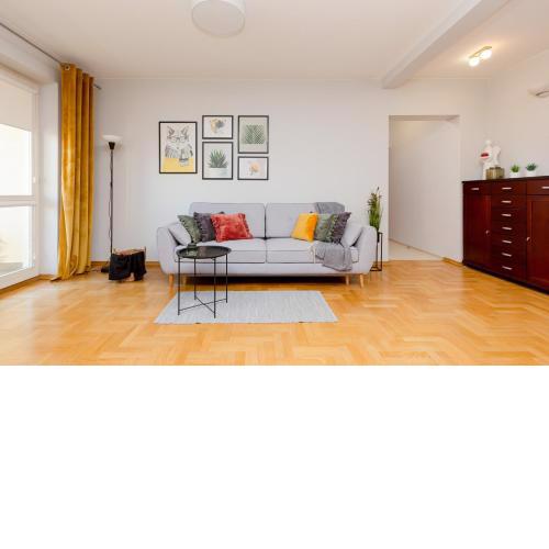 Mokotów Apartment Bluszczańska by Noclegi Renters
