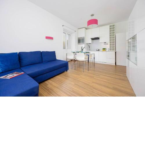 Mokotów Modern Apartment with Desk for Remote Work by Noclegi Renters