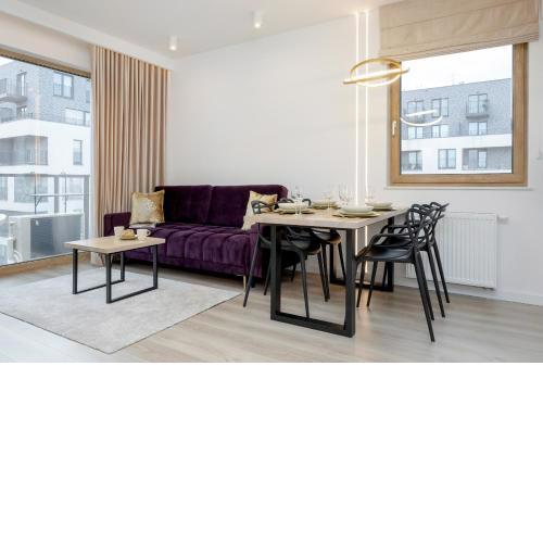 Mokotów Stylish Apartment with Parking & Balcony by Renters Prestige