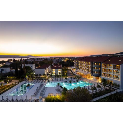 Molum Hotel & Residences