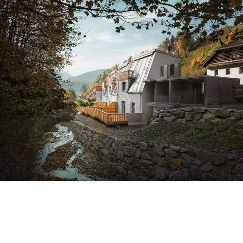 Mondholz - Urban Inn 24-7