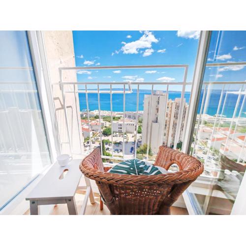 Moody apartment with an amazing view