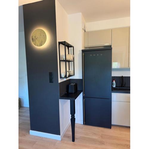 Moon Apartment