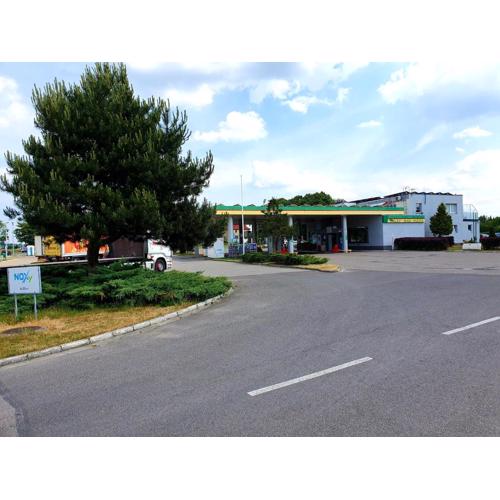 motel na stacji paliw