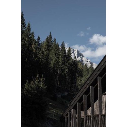 Mountain Hideway Birgkar