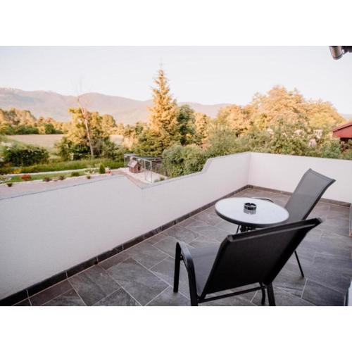 Mountain Serenity Rooms