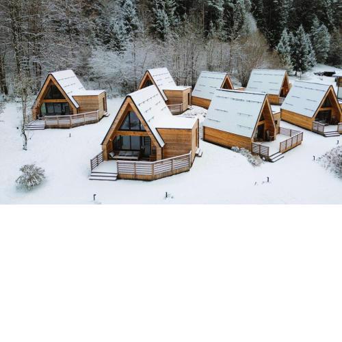 Mountains & Lakes - Chaletdorf & Appartements