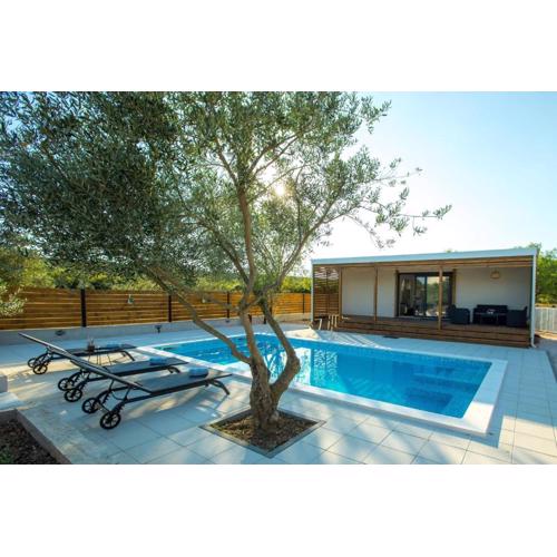 MY DALMATIA - Holiday home Relax with private pool