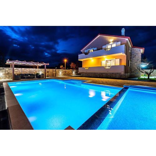 MY DALMATIA - Luxury Villa Escape with private pool, game room and home gym