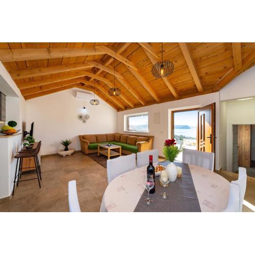 MY DALMATIA - Sea view holiday home Fortica