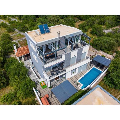 MY DALMATIA - Sea view Penthouse Nikita