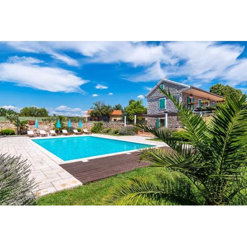 MY DALMATIA - Villa Kadulja with private pool and tennis court