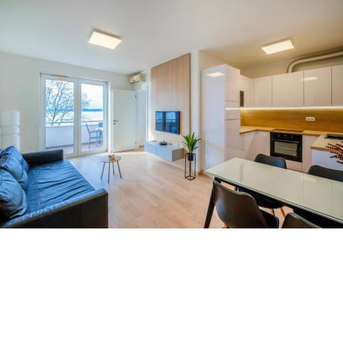 MyFlat Club 218 Premium Wellness Apartment