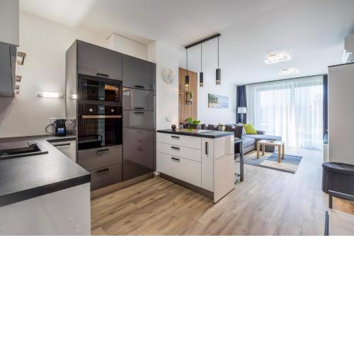 MyFlat Coral 10 Premium Apartment