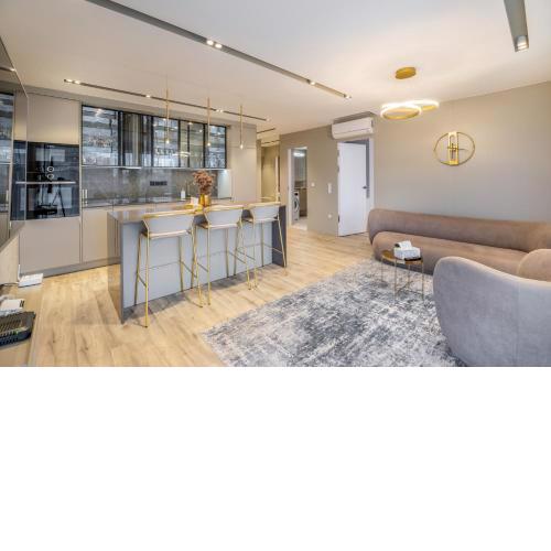 MyFlat Coral 61 Luxury Apartment