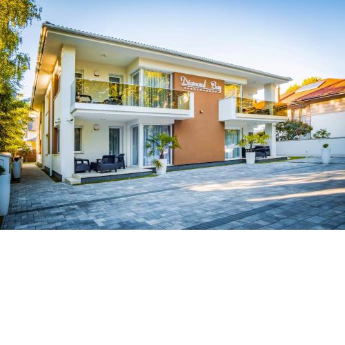 MyFlat Diamond Bay Apartment