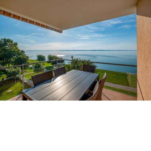 MyFlat Full Panorama Apartment
