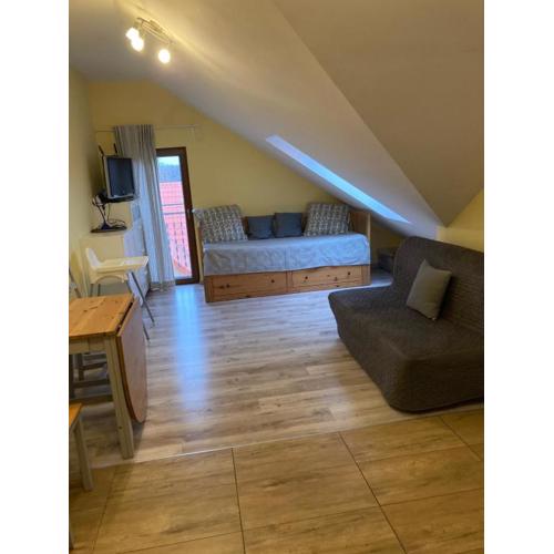 Na Fali Apartament w Karwi