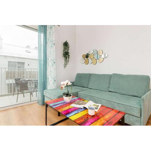 Nadmorski Apartament w Pucku z 2 Sypialniami i Parkingiem by Noclegi Renters