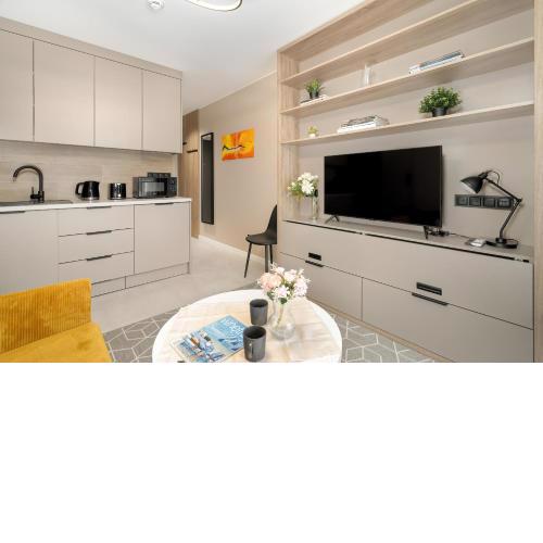 Nadolnik Studio Apartments with Balcony & AC by Rent like home