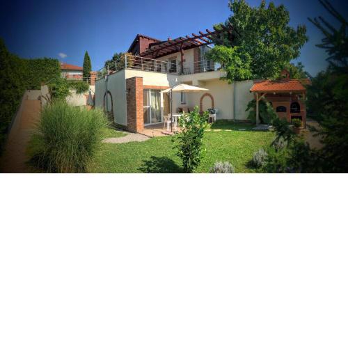 Naposdombi Apartmanok