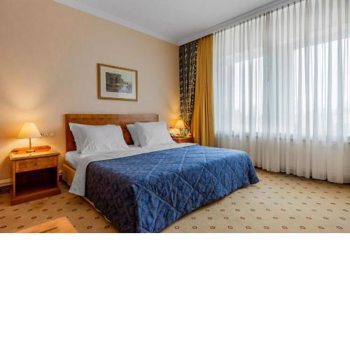 Natsionalny Hotel