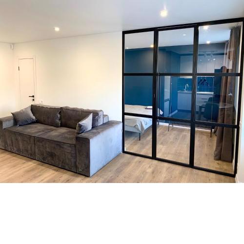 Navy city center apartment двокімнатні апартаменти в центрі міста